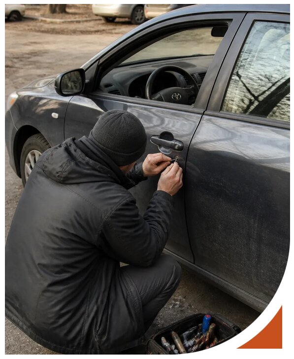Профессиональное вскрытие автомобиля Тойота без повреждений в Кондопоге